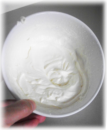 Helado de Miel al Romero con Base de Crema Inglesa