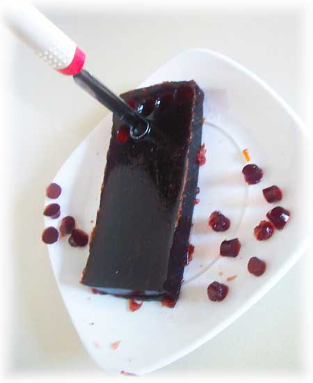 Cortar gelatina de Vino Manchego Tempranillo
