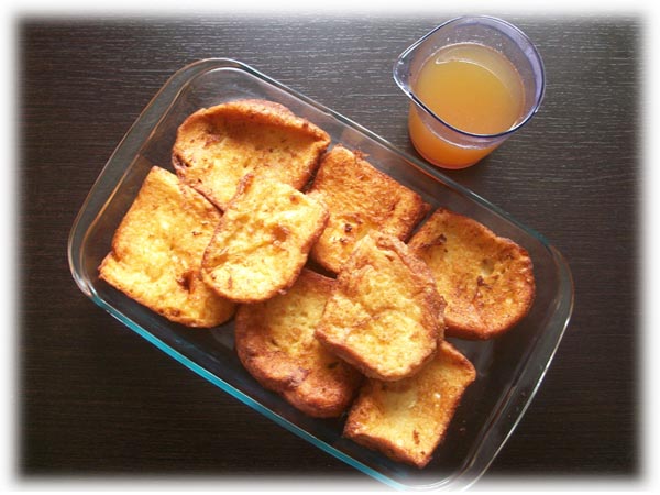 Torrijas y jarabe listos